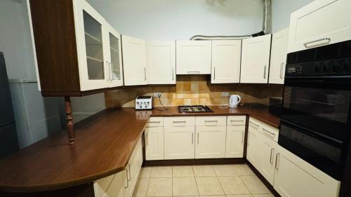 Hull House | Boulevard double room in shared accommodation