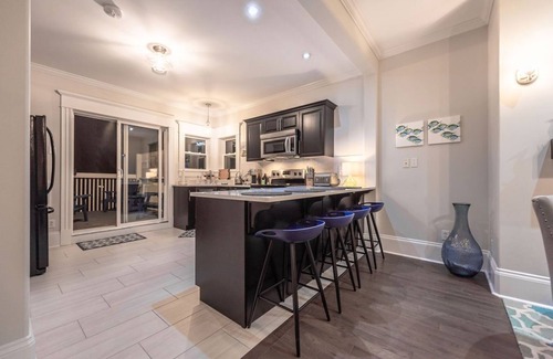 Quidi Vidi House | Boulevard House | Quidi Vidi Lake | Parking