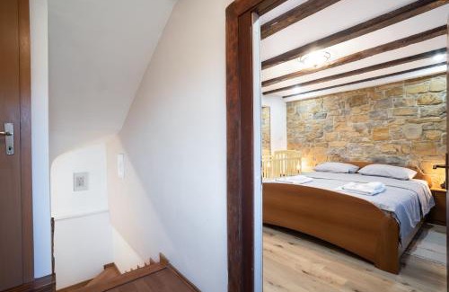 Izola House | Boutique House Rustikana by Locap Group