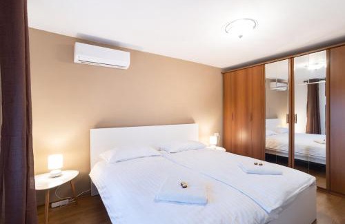 Izola House | Boutique House Rustikana by Locap Group