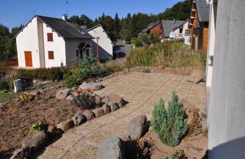 Prades-d'Aubrac House | Brameloup