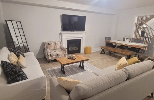 Woodstock House | Brand New Fully Furnished 4 Beds/4 Baths Detached Property In Woodstock!