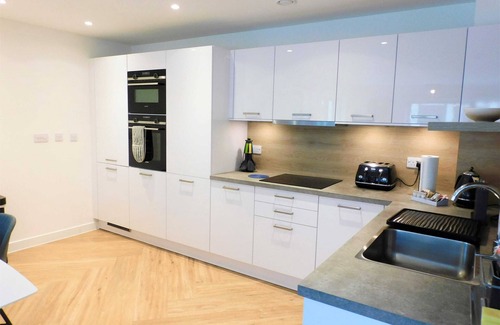 Glasgow Westend Apartment | Brand new, gorgeous, 2 bed Apt in Finnieston