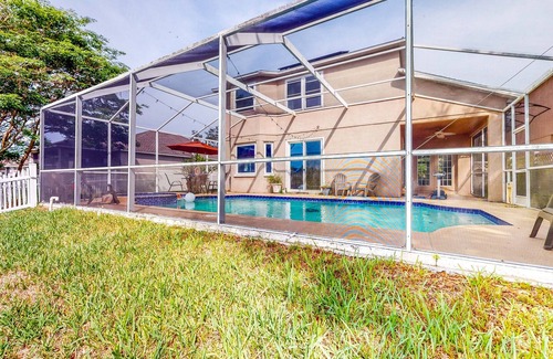 Lakeview Village House | Brandon Retreat - Private Pool & Pool Spa