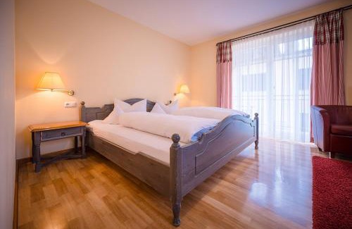 Nittenau House | Brauereigasthof-Jakob