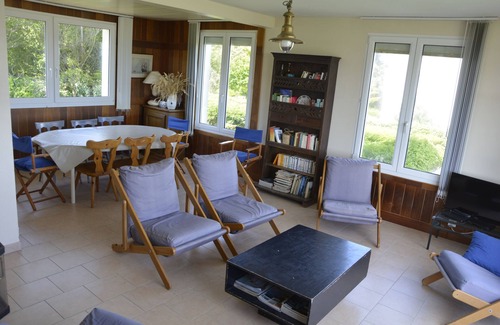 Vierville-sur-Mer Villa | Breathtaking view of Omaha Beach. For vacations with family and friends!