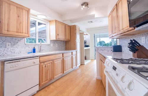 West Sedona House | Breathtaking Views, Close Proximity To Popular Hiking Trails + Pet Friendly!