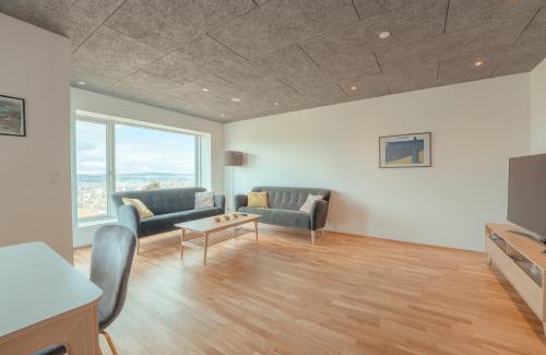Streymoy Apartment | Breathtaking Views - New - 220m2 - 5 BR - Walks