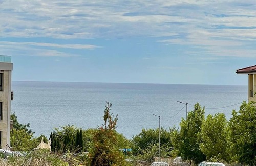 Byala Condo | Breeze & Beach Studio 2 (Studio with sea view and close to the beach)