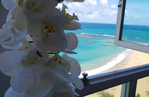 Vilomar Apartment | Breezy Beachfront apt. View of Paradise