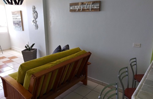 Vilomar Apartment | Breezy Beachfront apt. View of Paradise