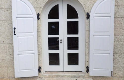 Apes Hill Apartment | Breezy, hilltop retreat with pool, only 10 minutes from Holetown