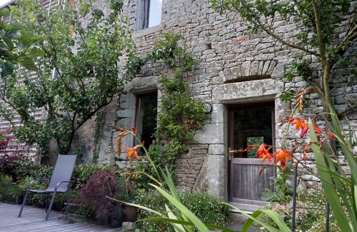 Theix-Noyalo House | BRETON MANOR