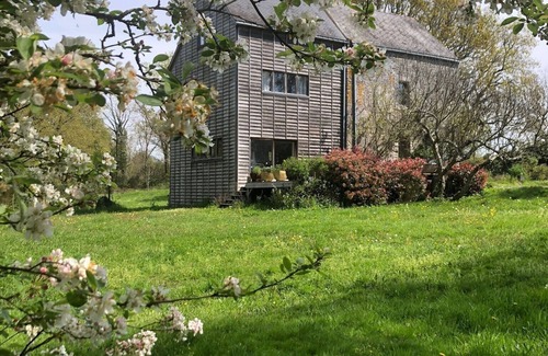 Theix-Noyalo House | BRETON MANOR