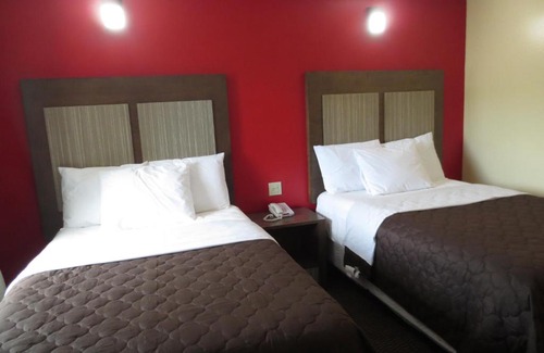 Brick Hotel | Brick Motor Inn