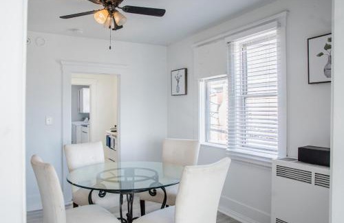 Walkerville Apartment | Bright 3 BDRM Unit Perfect for Longer Stays