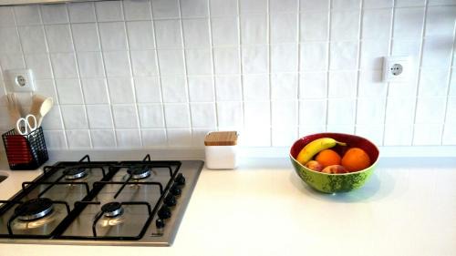 Alcantara Apartment | Bright Alcântara Escape with AC