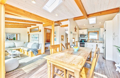 Dillon Beach House | Bright and modern - Water views - Close to beach