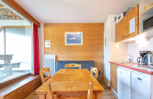 Chamrousse Apartment | Bright apt 6 ppl with mountain view