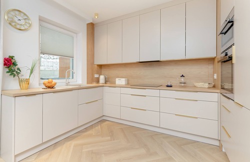 Emaus Apartment | Bright Beige Apartment by Renters