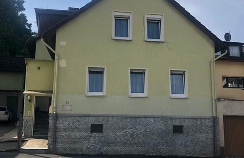 Neu-Anspach Apartment | Bright, modern and newly renovated 77m² apartment