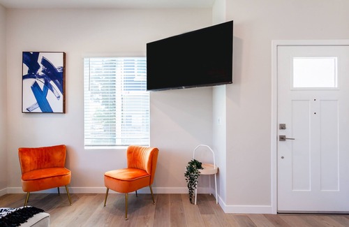 Imperial Beach House | Bright Modern Family Getaway W/King Bed & Grill