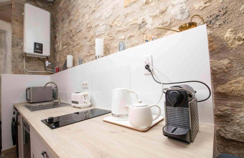 Avignon City Centre House | Bright, quiet Mazet in historic center