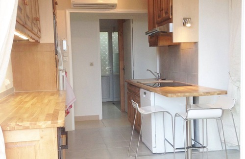 Ramatuelle Villa | bright secure villa at the top of a beautiful garden, beautiful sea view, close to the beach