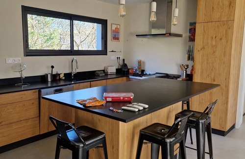 Gragnague House | Bright villa+ studio