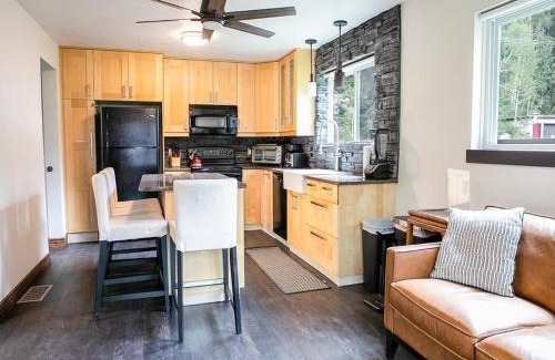 Salt Lake Mountain Resorts House | Brighton Ski Cabin
