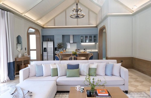 Mu Si House | British style home - 6 bedrooms Private Residence