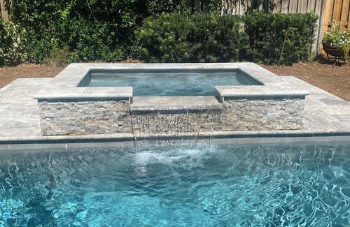 Saint Simons Heights House | BROADWAY BREEZE ~ Close to Beach Access ~ Fabulous New Heated Pool and Hot Tub