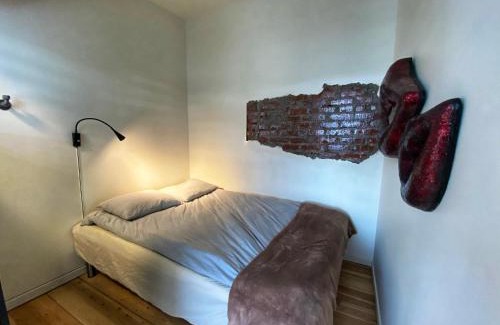 Torshavn Apartment | Broncks Apartment 4 - Modern 1-Bedroom in the Heart of Tórshavn