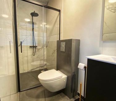 Torshavn Apartment | Broncks Apartment 4 - Modern 1-Bedroom in the Heart of Tórshavn