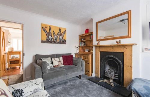 Temple Ewell House | Brook Cottage