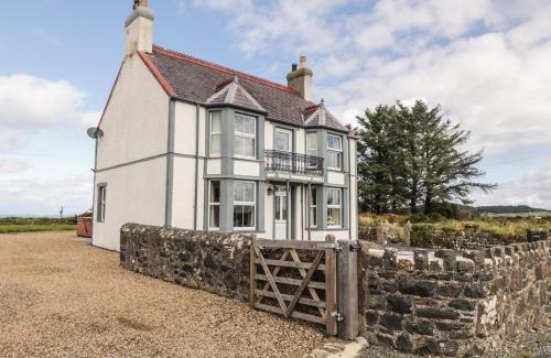 Garn Fadryn House | Bryn Ffynnon