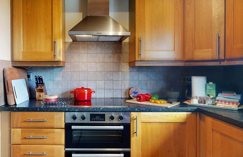 Rhiw Cottage | Bryn Goleu - Three Bedroom Cottage, Sleeps 6