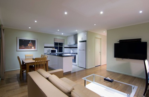 Highett Apartment | Buckingham Apartment