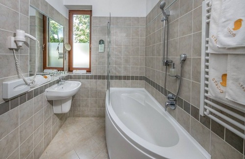 Vecses Hotel | Budapest Airport Hotel Stáció Wellness & Conference