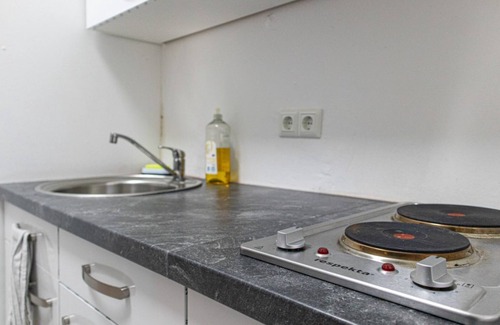 Neulerchenfeld Apartment | Budget City Stay - Ideal for Longstays