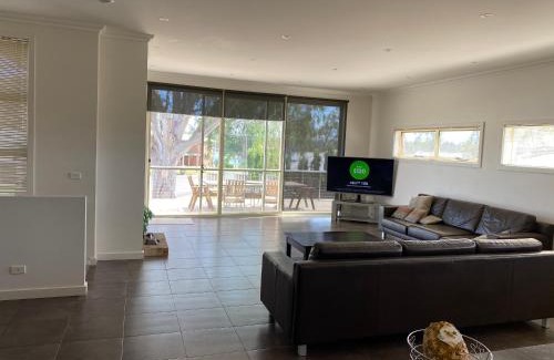 Bundalong House | Bundalong Waterfront