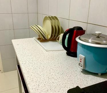 Batu Buruk Apartment | Bunga Homestay Hill View