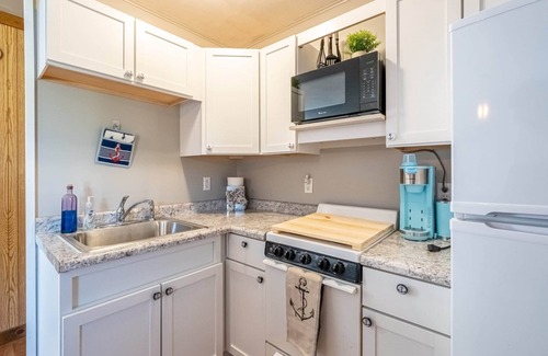 West Okoboji House | Bungalow 3: Anchor Away Bungalow