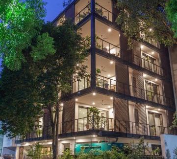 Defence Colony Bed & Breakfast | Bungalow 99