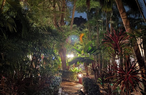 Thep Kasattri House | Bungalow with exceptional naturist pool. quiet location