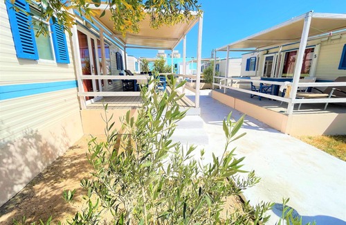 Perivolos House | BUNGALOW WITH POOL ON THE BEACH