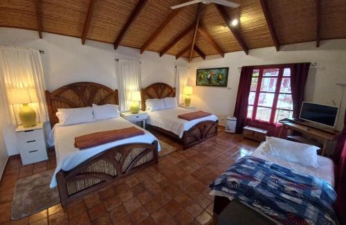 Garabito Cabin | Bungalows Sanlaz