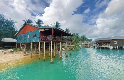 Koh Rong House | Burce Wood & Social House