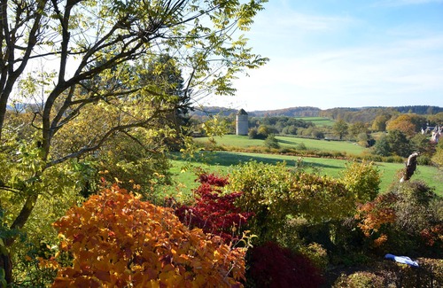 Saint-Martin-du-Puy Cottage | Burgundy traditional cottage with a vast flower garden to enjoy nature & calm