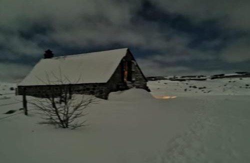 Marchastel House | Buron Cœur d’Aubrac
